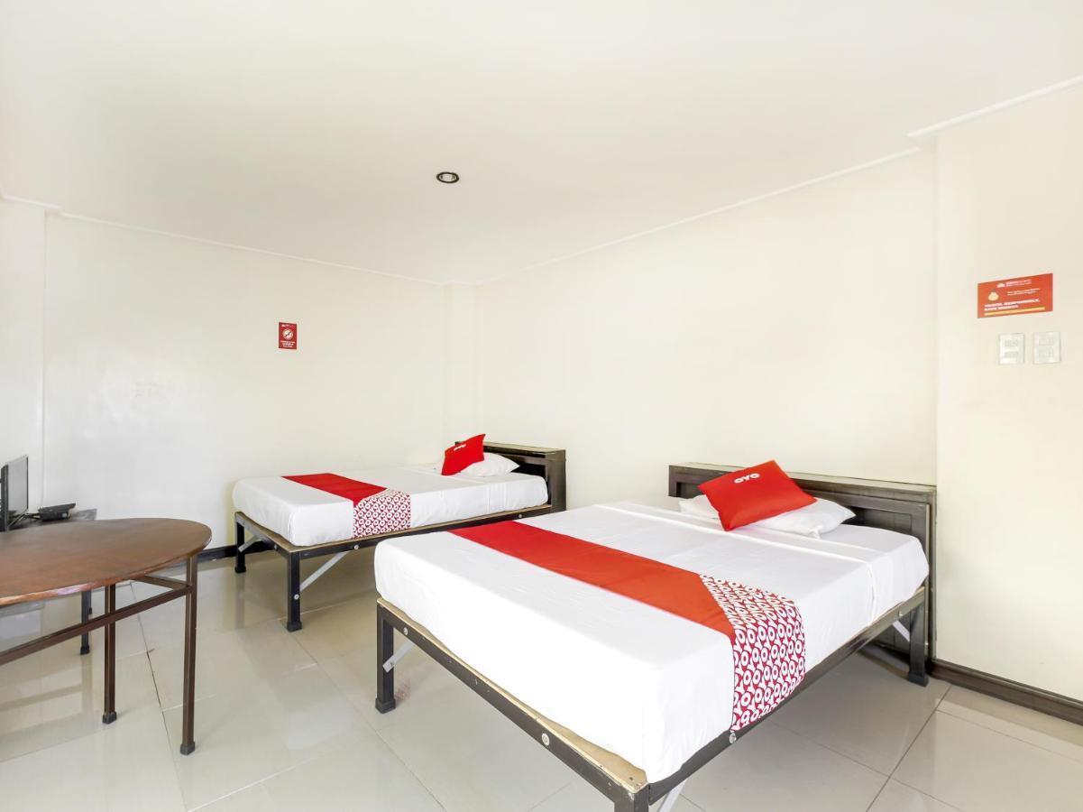 Hotel Oyo 850 Clr Mn 2*